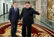 زعيم كوريا الشمالية مع الرئيس مون جيه إن