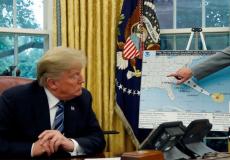 الرئيس الأمريكي دونالد ترامب يجري اجتماعا مكرسا للتحضير لإعصار فلورنس في البيت الأبيض بواشنطن