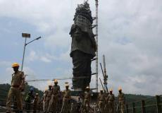 تمثال الوحدة  داخل  دولة  الهند  الاطول بالعالم ب182متراً