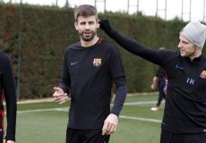 جيرارد بيكيه خلال تدريبات برشلونة - أرشيفية