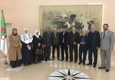 جانب من الزيارة التي أجراها وفد حماس إلى الجزائر