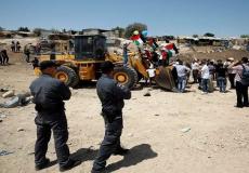 بلدة الخان الأحمر المعرضة لتهجير  والترحيل  من قبل الإحتلال الإسرائيلي