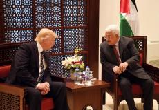 الرئيس الفلسطيني محمود عباس مع نظيره الامريكي دونالد ترامب -ارشيف-