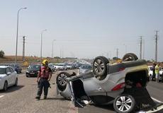 اصابتان بانقلاب مركبة قرب نتانيا