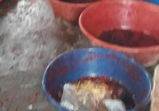 معمل لتصنيع المعسل المغشوش في الخليل