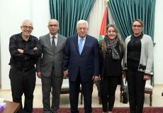 الرئيس عباس يستقبل العداء المغربي عبد الغني أبو فراسي