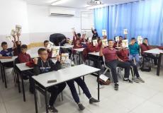 كهرباء القدس تنظم ورشة توعوية حول استهلاك الكهرباء والسلامة العامة في مدرسة السواحرة