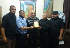 خلال زيارة الوفد العقيد حازم حسين