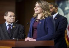 النائبة الأمريكية كاتي هيل