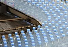 الصحة تغلق مختبرا طبيا ومصنعا لتعبئة المياه في جنين