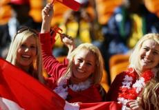 مشجعات الدنمارك في نهائي كأس العالم لكرة اليد  - توضيحية -