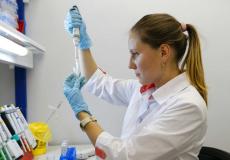 أول شحنة من لقاح كورونا تصل إسرائيل نهاية الأسبوع الجاري