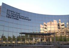 دخول الأسير عويسات إلى مستشفى "تل هشومير" الإسرائيلي لإجرائه عملية جراحية