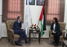 غرفة محافظة الخليل وصندوق النفقة يبحثان سبل التعاون المشترك