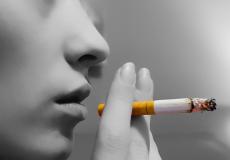 دراسة جديدة توضح كارثة التدخين من طرف ثالث