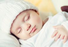 4552 مولوداً بغزة خلال نوفمبر