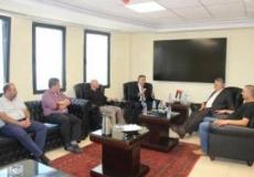 رئيس سلطة المياه يبحث مشكلة المياه في بلدة عرابة