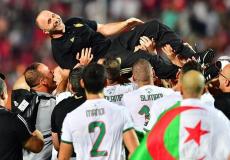 احتفال المنتخب الجزائري بفوزه على السنغال