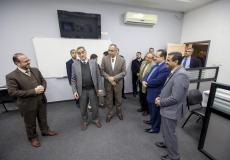 وزير الاتصالات وتكنولوجيا المعلومات يزور الكلية الجامعية للعلوم التطبيقية