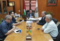 توقع مذكرة مع جمعية نطوف لتطوير حديقة بنك الدم