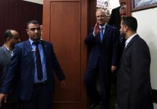 رئيس الوزراء رامي الحمدالله في زيارة سابقة لغزة