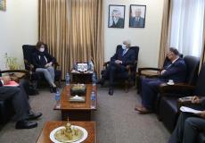 "التربية" و"أونروا" تبحثان تحديات التعليم في ظل كورونا