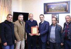 وزارة الاقتصاد الوطني تكرم الشرطة في الخليل