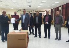 الحكومة الألمانية تدعم الخليل بجهاز فحص فيروس كورونا 