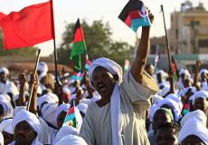 الامارات تدعم المجلس العسكري الانتقالي في السودان