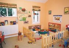 أهالي يرفضون عدم عودة عدد كبير من أبنائهم للحضانات ورياض الأطفال