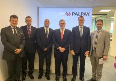 رئيس مجلس إدارة بنك إنجلترا ألمركزي يزورPalPayللاطلاع على إمكانات التكنولوجيا المالية في فلسطين