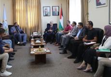 عورتاني يبحث مع وفدٍ من بلدية الظاهرية قضايا تهم التعليم