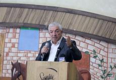 نائب رئيس حركة فتح محمود العالول خلال الاجتماع الحركي للحركة