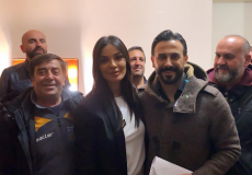 نادين نجيم تفاجئ قصي خولي ونجوم مسلسل خمسة ونص