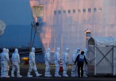 أطباء يكافحون كورونا