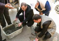 دائرة العمل التطوعي بخان يونس تشرع بتركيب "عواكس ليلية" بالمدينة