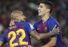 مسلسل تصفية برشلونة يبدأ وكومان يلحق فيدال بسواريز