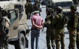 الاحتلال يعتقل شبان من القدس - أرشيف