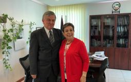 عشراوي وسفير الجبل الأسود