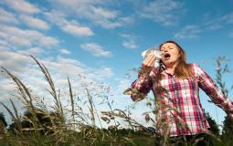 دراسة تكشف انتكاسة .. فيروس كورونا لن يختفي بارتفاع درجات الحرارة