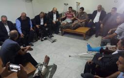 وفد حماس يزور مُصابي مسيرات العودة في القاهرة