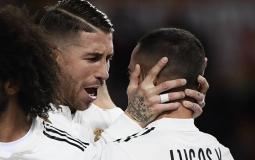 احتفال لاعبي ريال مدريد في مباراة فالنسيا