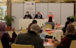 جانب من اللقاء الحواري الذي عقده بيت الصحافة