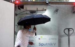 السلطة تعتزم نقل كمية من اللقاح الروسي الى غزة