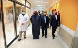 السفير العمادي يتفقد مستشفى الشيخ حمد للتأهيل بغزة