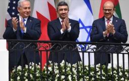 رئيس الوزراء الاسرائيلي نتنياهو ووزير خارجية الامارات عبد الله بن زايد ووزير خارجية البحرين عبد اللطيف الزياني
