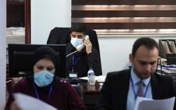 موظفو لجنة الانتخابات المركزية في غزة