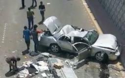 سقوط سيارة من أعلى جسر _ السعودية