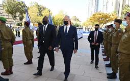 وزير الأمن الإسرائيلي " بيني غانتس " ونظيره الأمريكي " لويد أوستن "