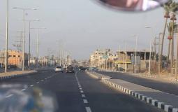 وزارة الأشغال العامة والإسكان تجري أعمال صيانة دورية لشارع صلاح الدين وتواصل أعمال تعميق حوض الميناء